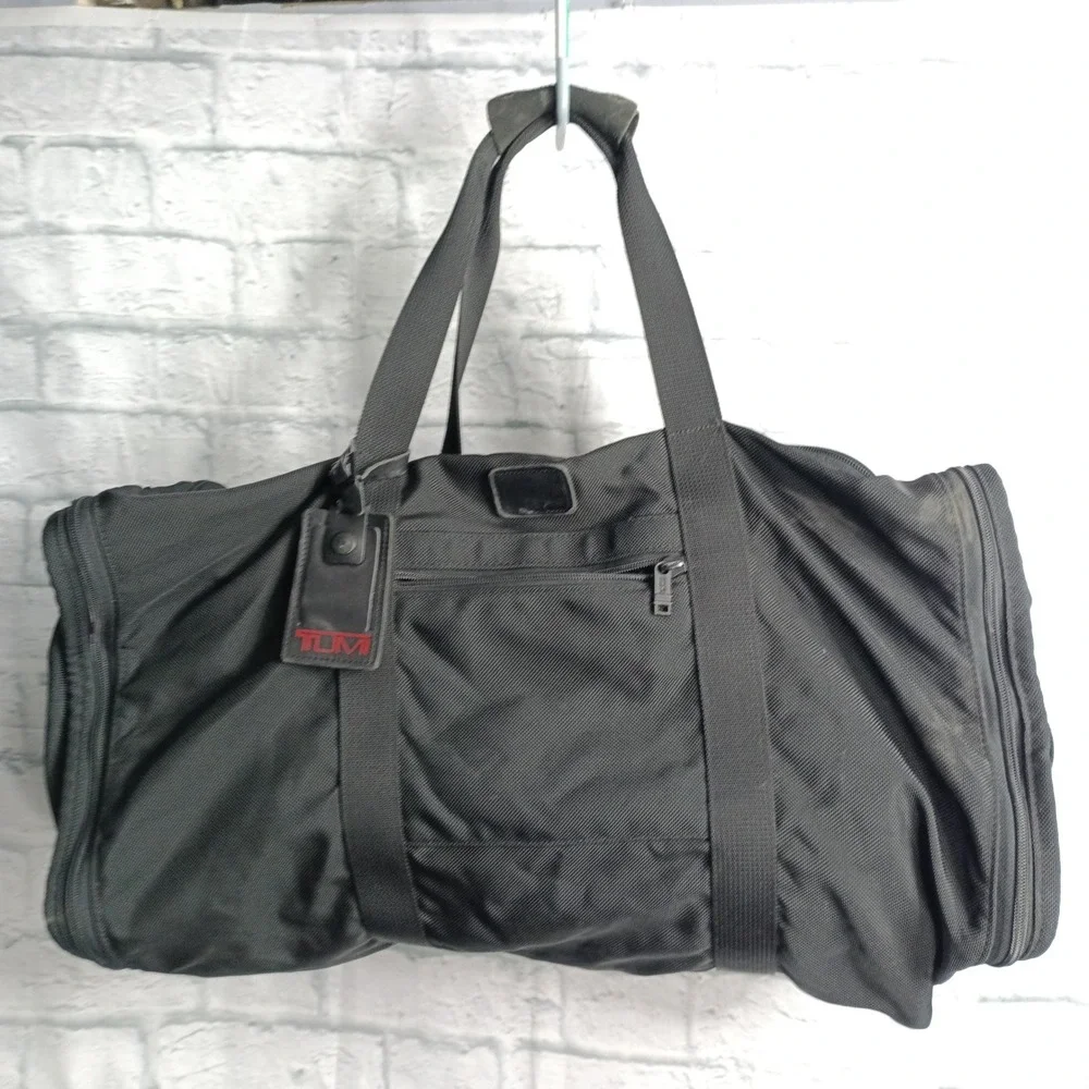 Tumi 269D3 Black Ballistic Nylon Expandable Duffel Travel Bag Weekender Luggage